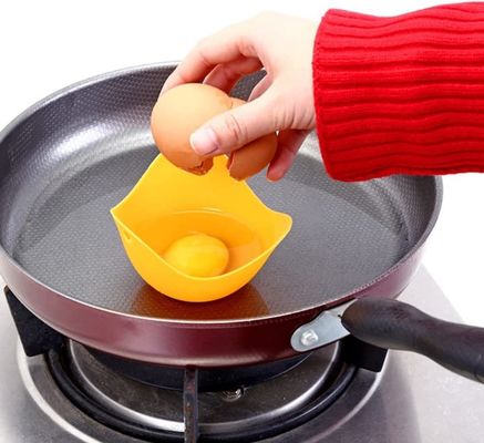 シリコンの卵 密猟用カップ マイクロ波鍋用 調理用具 試料無料 試料無料 卵 道具