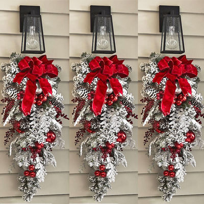 オーダーメイド ロゴ メリー・クリスマス フロントドア パーティの装飾のための人工松の花束