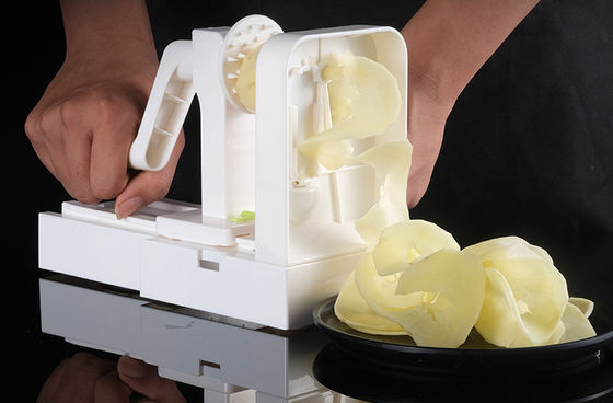 5刃の野菜スピラル切断機 ABS PS TPR 420ステンレス鋼で料理をアップグレードする