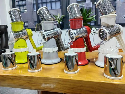 固化 キッチン  Grater ステンレス スチール 野菜の切断のための手動切断機